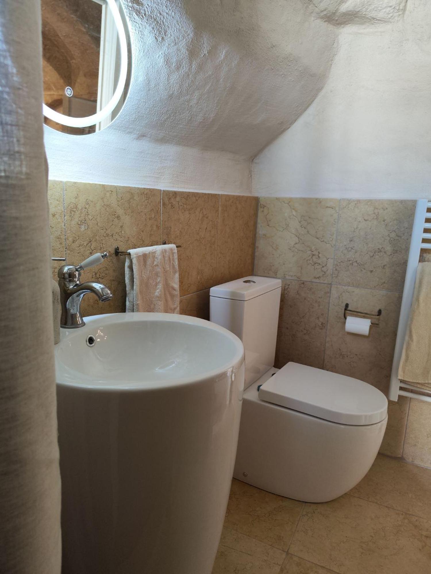 Stone House Apartment